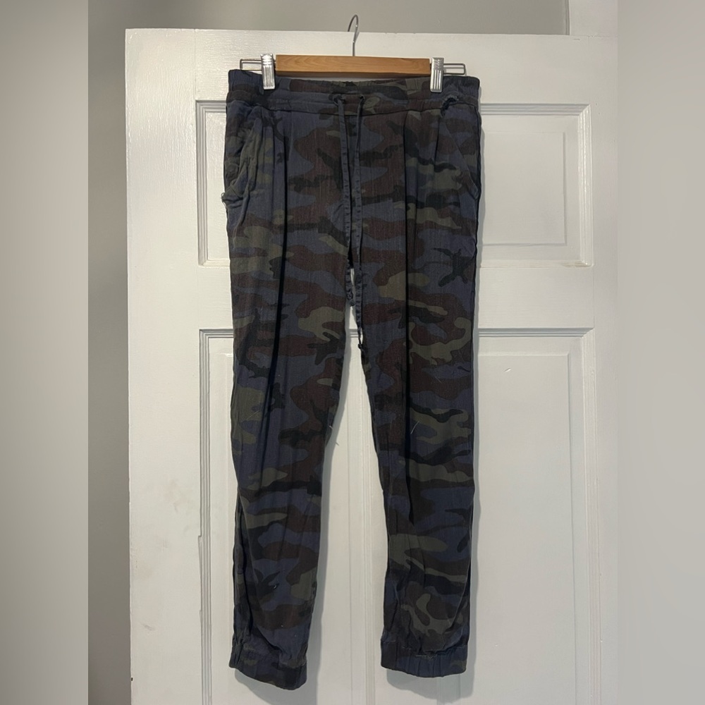 Aritzia Talula Army Pants
